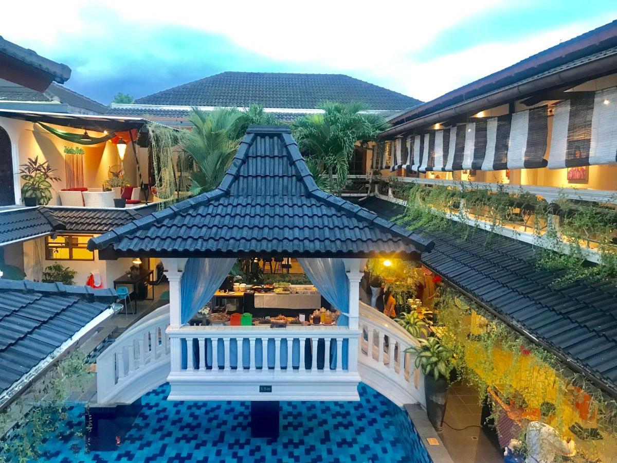 Raintree Boutique Villa & Gallery Джок'якарта Екстер'єр фото