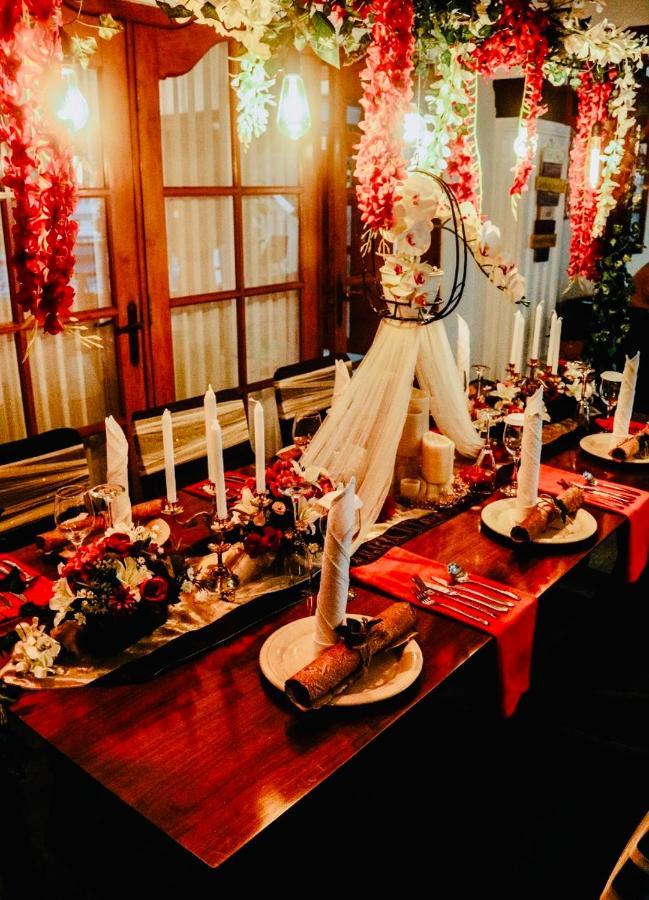 Raintree Boutique Villa & Gallery Джок'якарта Екстер'єр фото