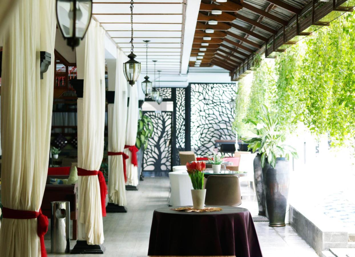 Raintree Boutique Villa & Gallery Джок'якарта Екстер'єр фото
